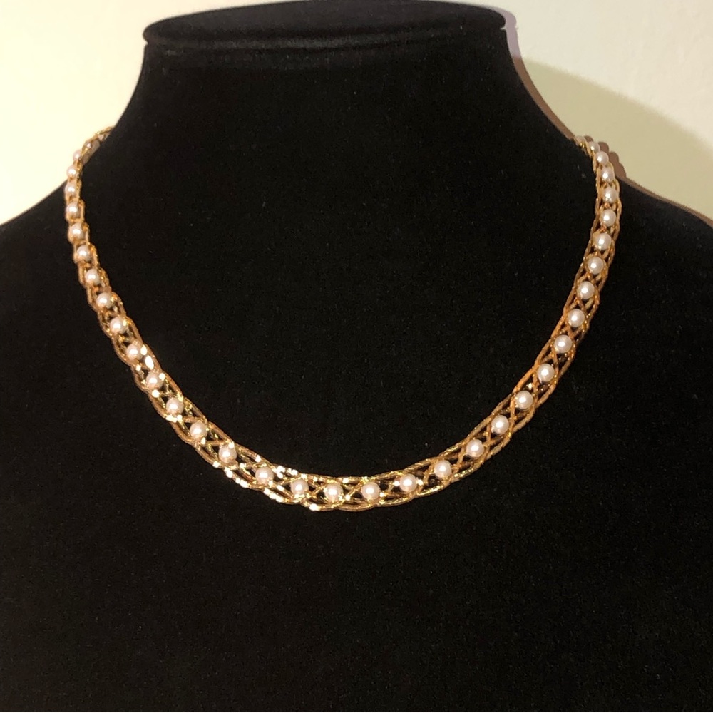 Vintage Avon Gold Braided Woven Serpentine Multi-Chain Faux Faux Pearl Necklace